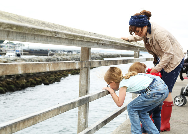 kids on a pier
