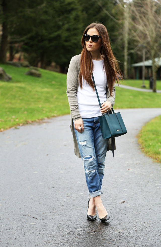 casual outfit long cardigan distressed jeans