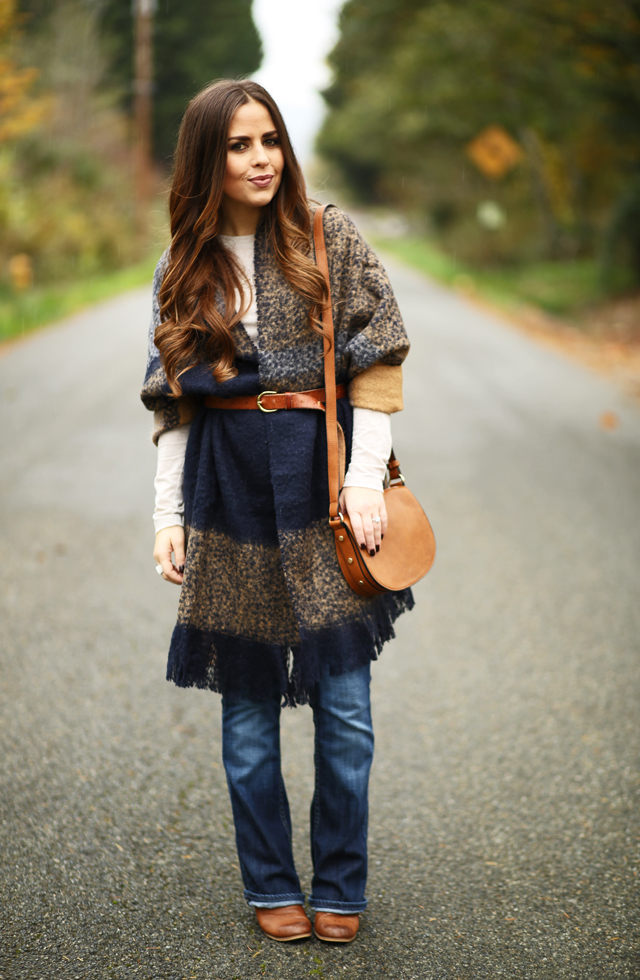 fall outfit poncho flared jeans