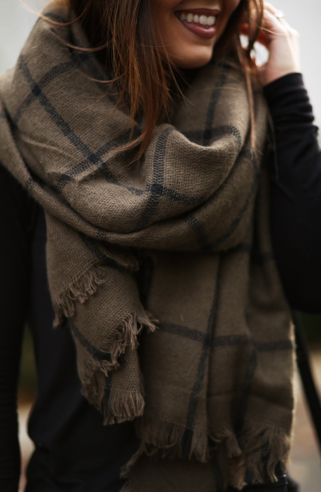 olive and black forever21 scarf