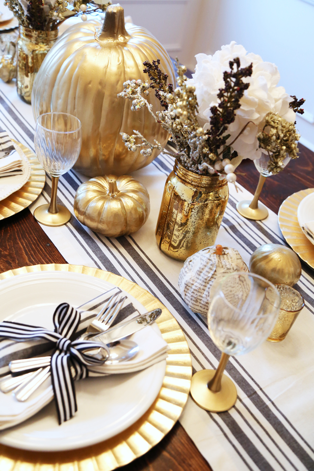 black white and gold thanksgiving table