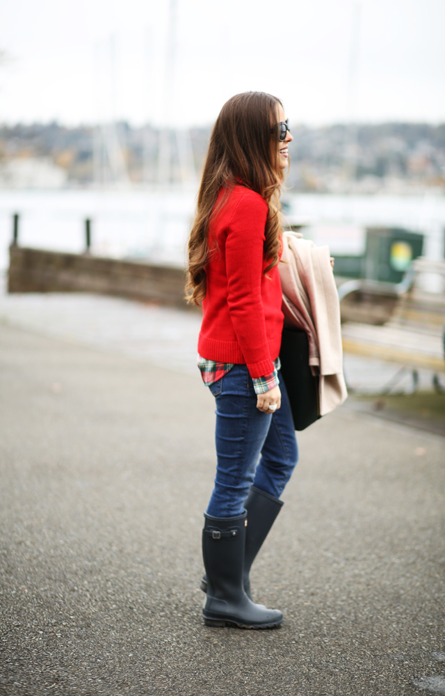 hunter wellies and a red sweater