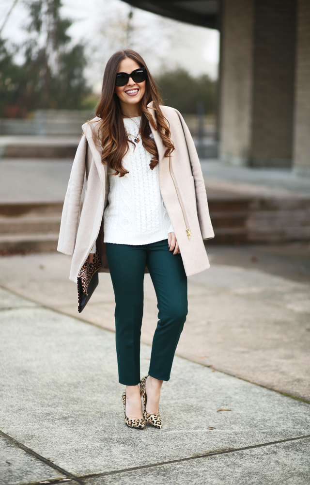 casual dressy holiday outfit idea