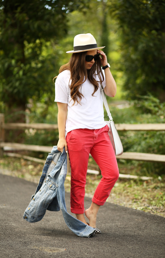 red pants plain white tee