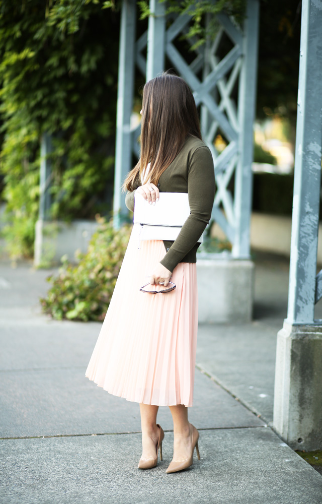 pink-skirt-green-sweater-white-cami