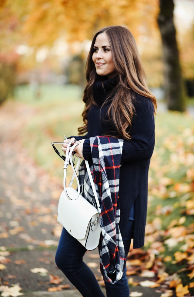 navy-sweater-tunic-with-plaid-scarf