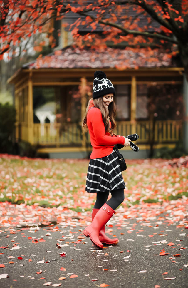 black-and-red-cozy-outfit-1