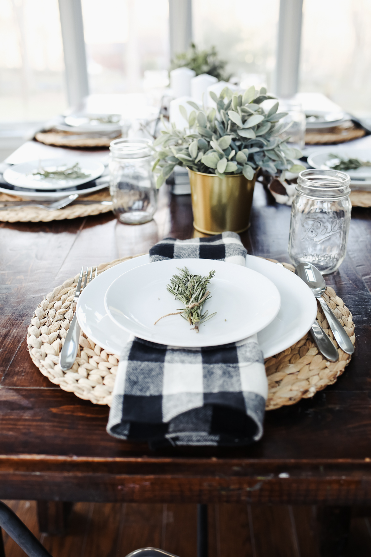 modern farmhouse thanksgiving tablescape - dress cori lynn