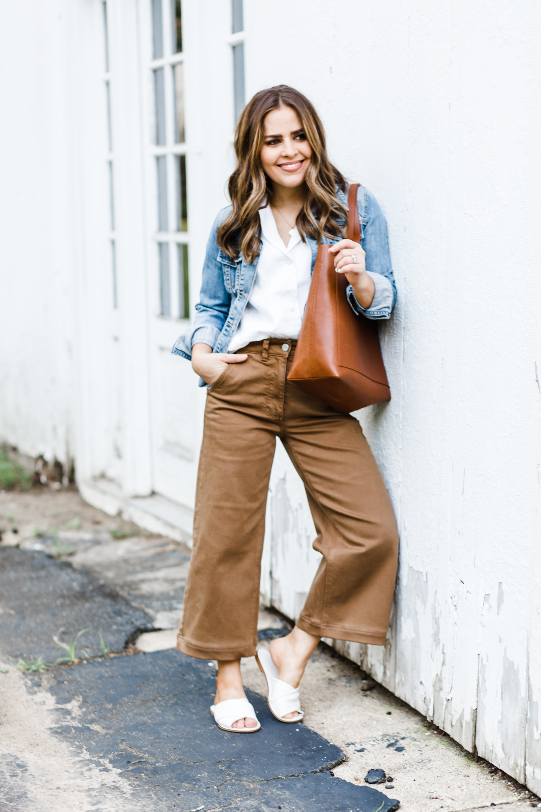 wide leg blue jean capris