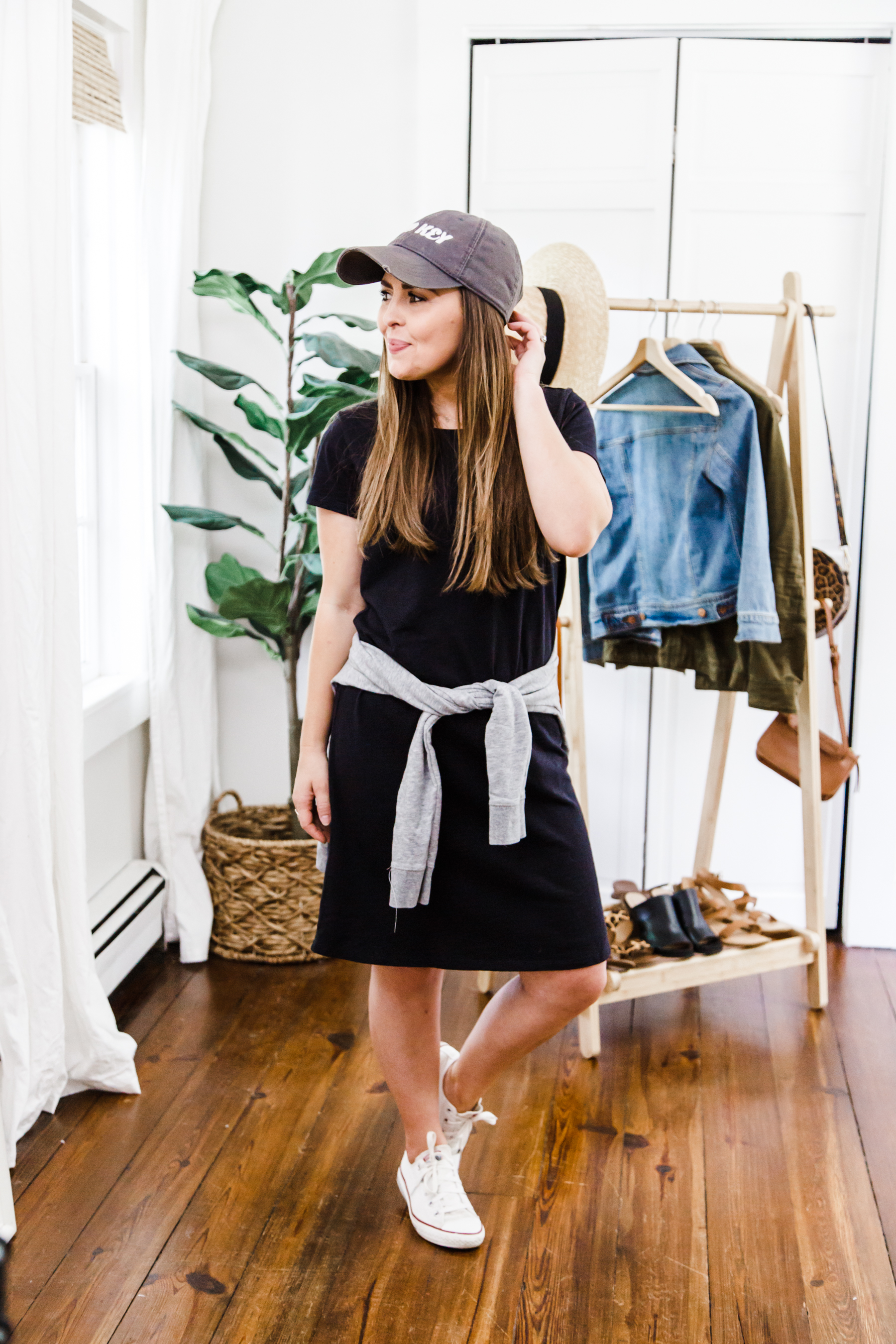 6-ways-to-style-a-black-t-shirt-dress-7-dress-cori-lynn