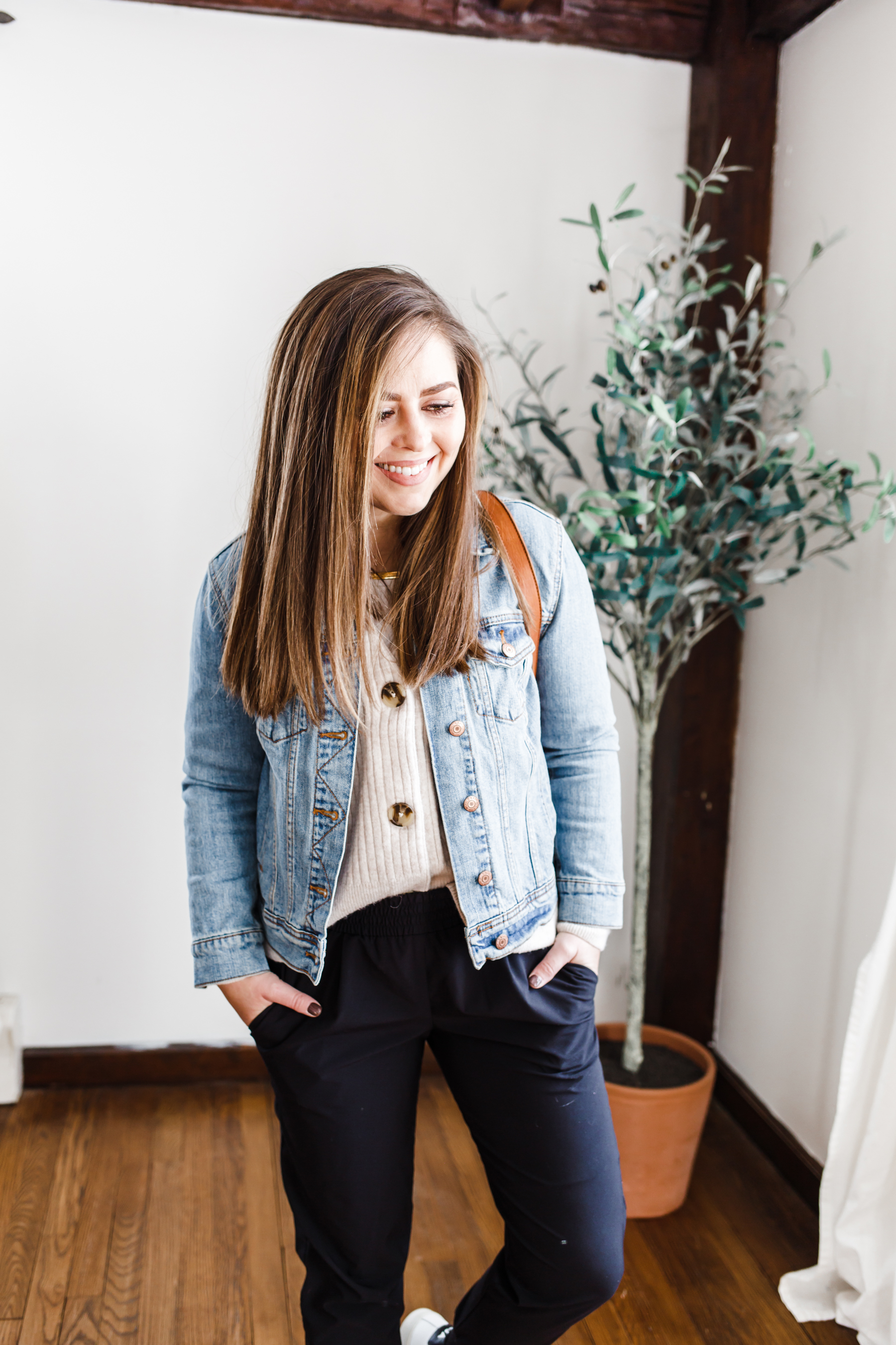 5 ways to style a button down cardigan. - dress cori lynn