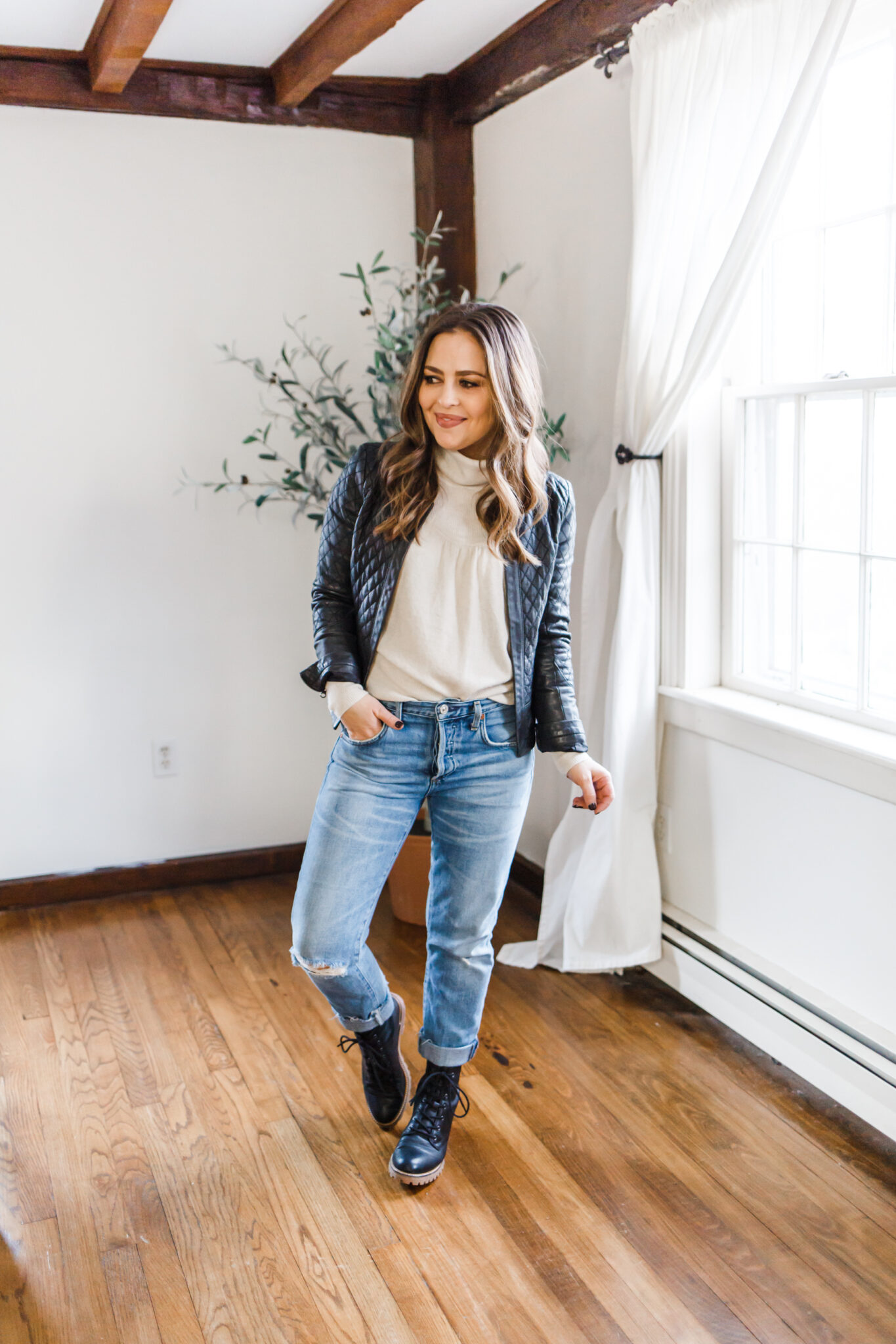 outfits with white turtleneck