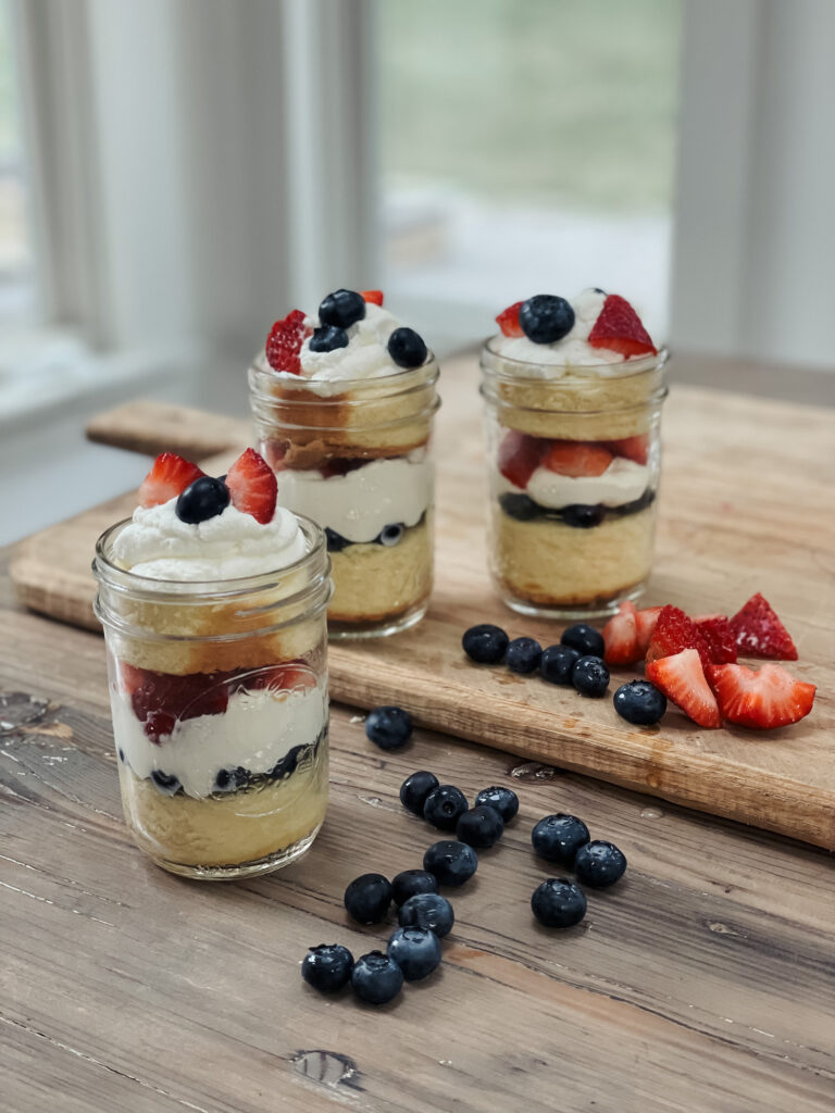 mixed berry mini trifles
